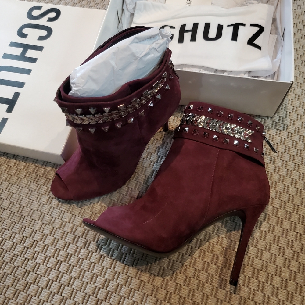 SCHUTZ heels